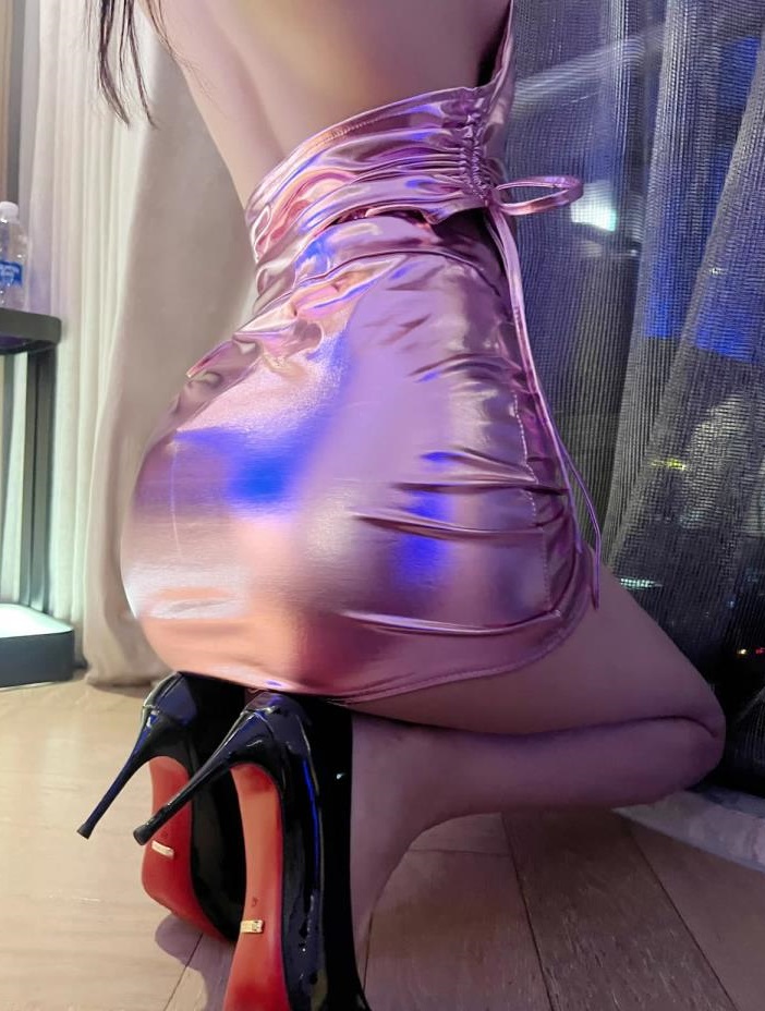 葛征 - 微密圈套图&视频预览图