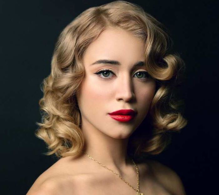 凯丽‧考恩(CAYLEE COWAN)是谁 凯丽‧考恩个人资料预览图