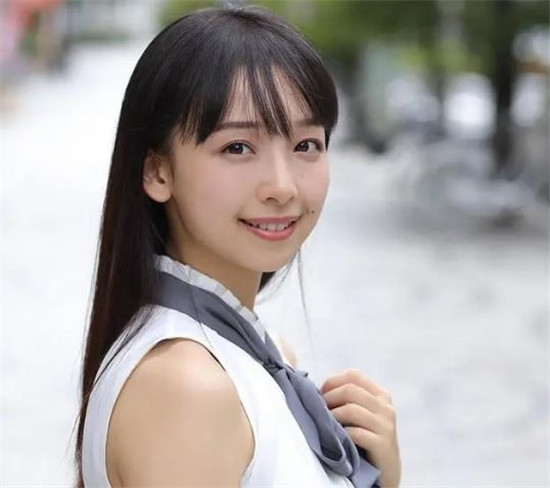 华村飞鸟(华村あすか)是谁 华村飞鸟个人资料预览图