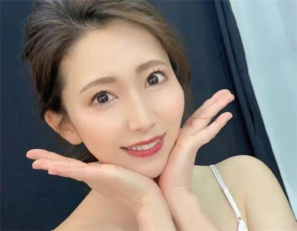 妃光莉(妃ひかり)是谁 妃光莉个人资料预览图