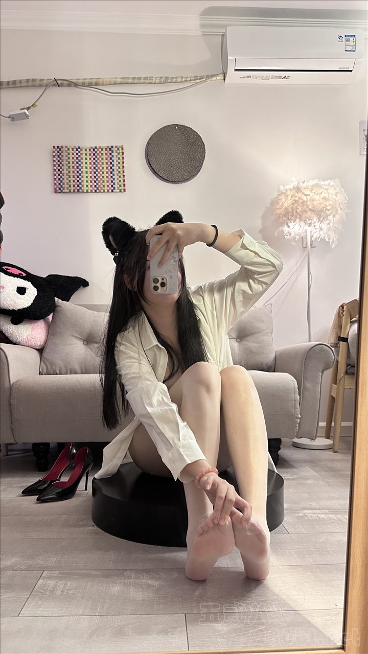 玫桃泡芙 纯欲妹纸 [72P26V-180MB]推荐预览图