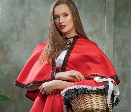 Stacy Cruz(史黛西·克鲁兹)是谁 Stacy Cruz个人资料预览图