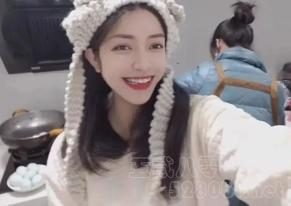 网红“治霖”白色婚纱厨房8分钟什么意思预览图