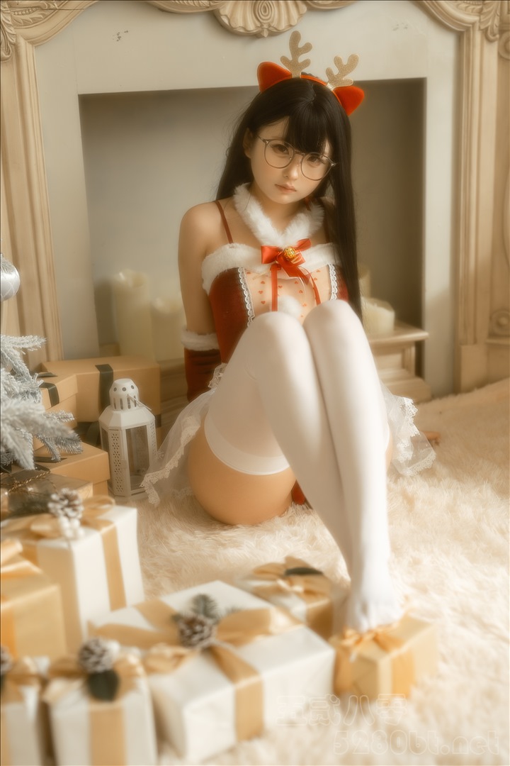 娃娃脸妹子@幼水铃衣 圣诞小鹿[80P-2V-2.62G]推荐预览图