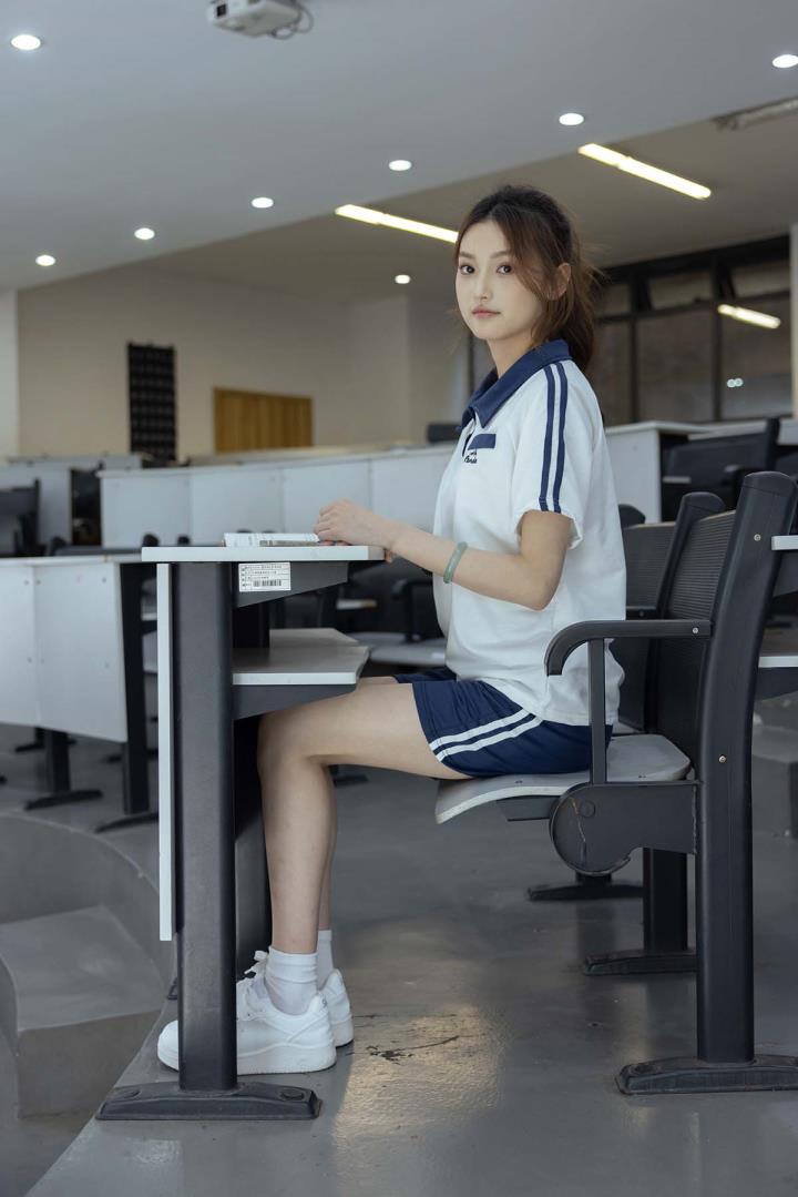 她们印象 NO.016 南希[155P+1V／3.77GB]推荐预览图