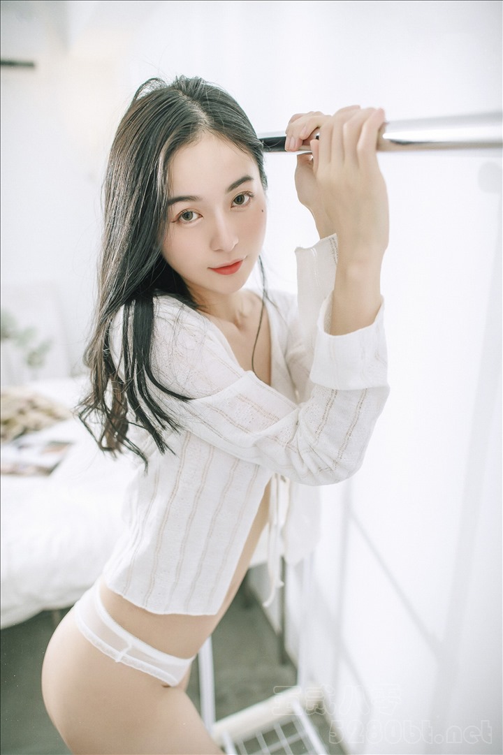 辰辰ChenChen(JVID)《小开衫》[81P／390MB]推荐预览图